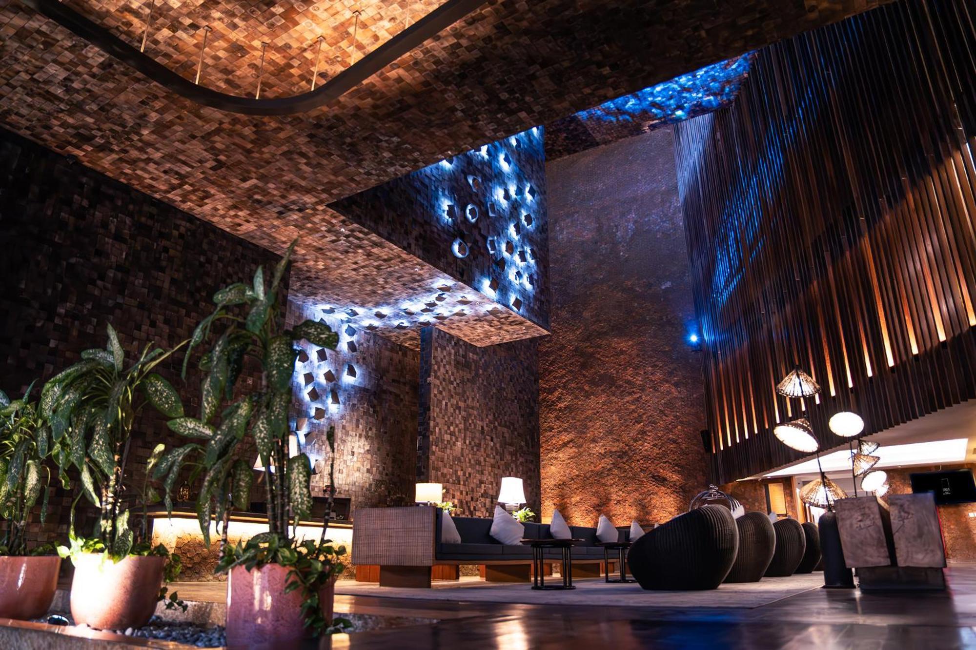 Отель Cross Paasha Bali Seminyak Экстерьер фото
