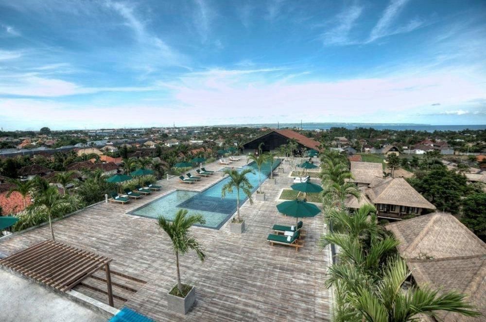 Отель Cross Paasha Bali Seminyak Экстерьер фото