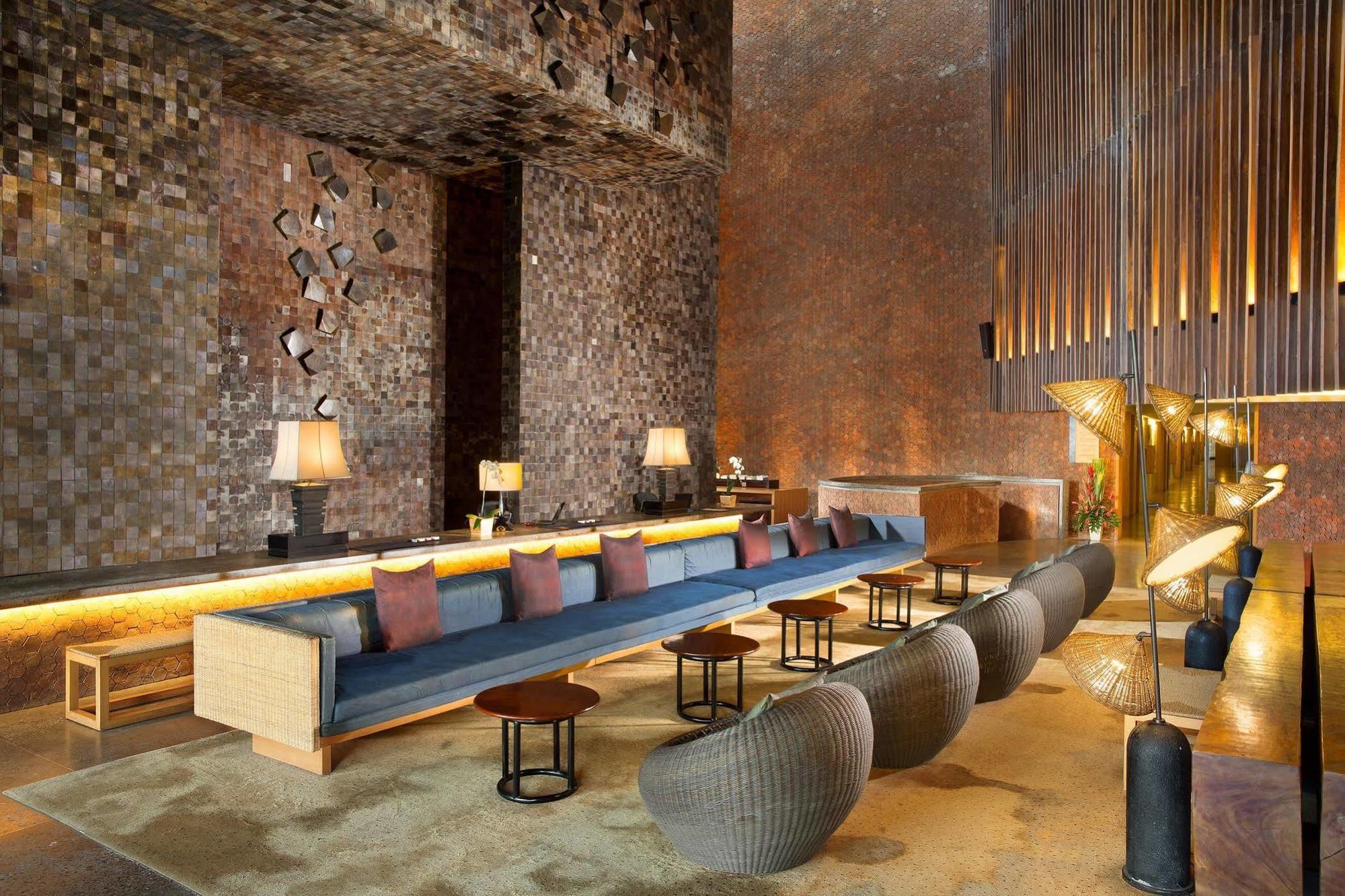 Отель Cross Paasha Bali Seminyak Экстерьер фото
